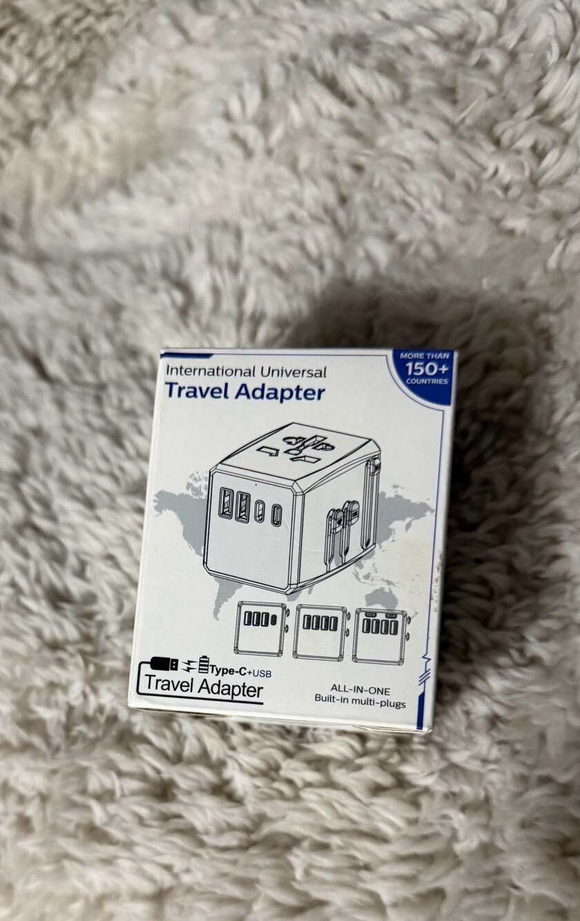 HHT904 International Universal Travel Adapter All-in-One Plug